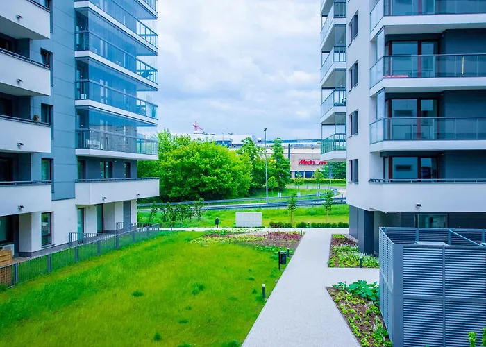 High Standard Studio. City Center. Free Parking.