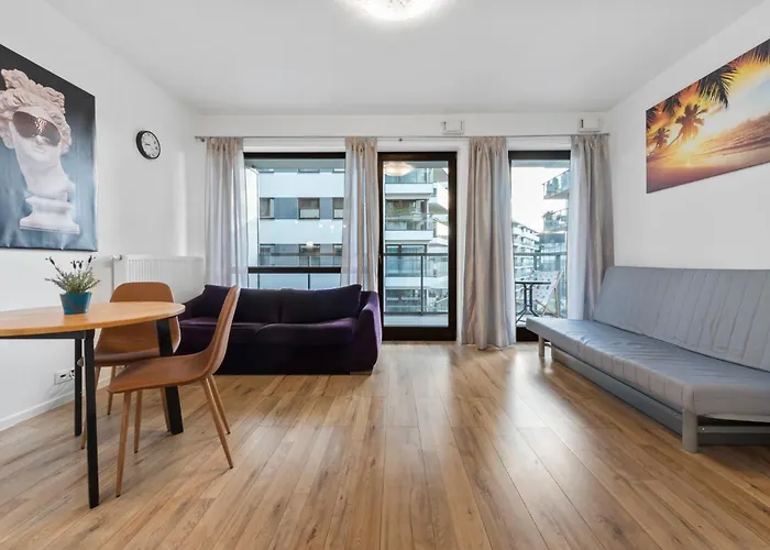 Comfy Studio. City Center.