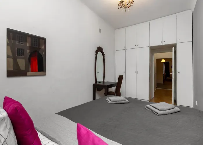 Close-Ga - Old Town - Comfortable 4 Bedrooms - Freta
