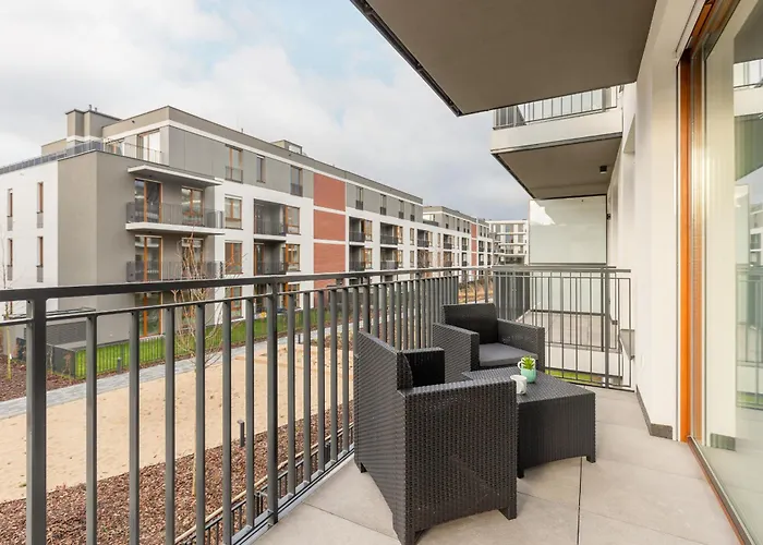Wilanow Holzera Elegant Apartment With Sauna, Gym & Parking By Noclegi Renters