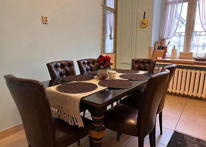 Exclusive Apartment Chmielna Street 95M2