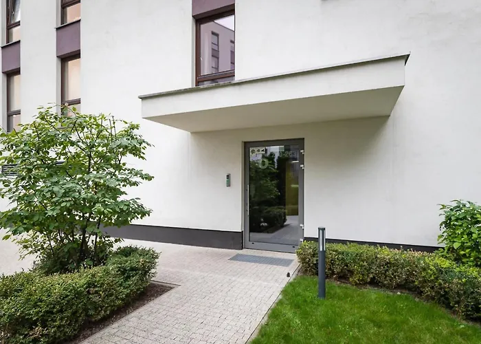 Burakowska 16 - Modern Apartment With Balcony Noclegi Renters