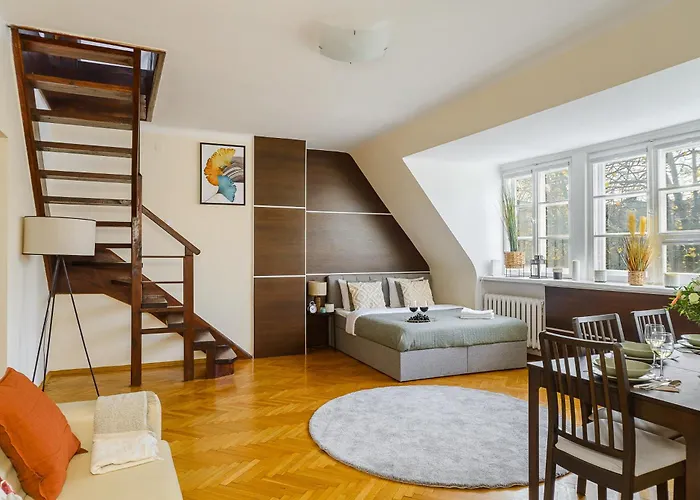 Lumina 2-Level Apart Near Multimedialny Park Fontann