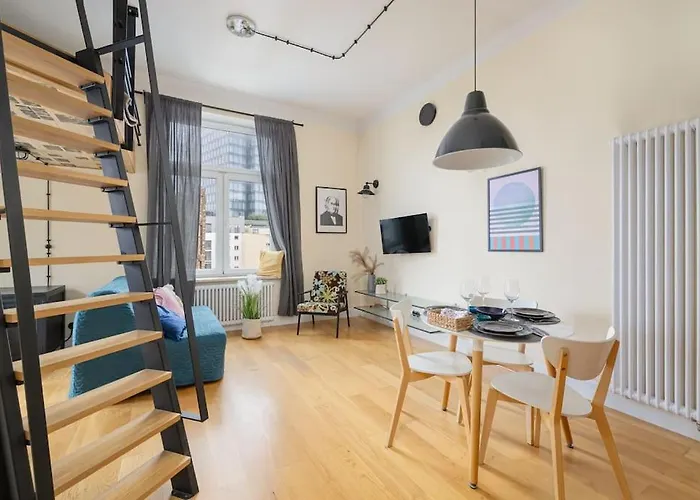 Specious Studio With Entresol In City Center Wwa18