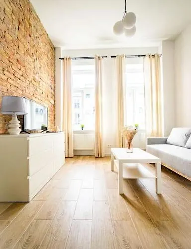 Stylish Apartment In Warsaw