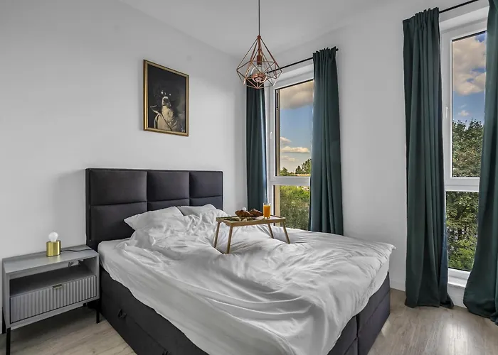 Rydygiera Apartments - For 4P, View, Balcony, Shopping Mall Nearby - By Rentujemy