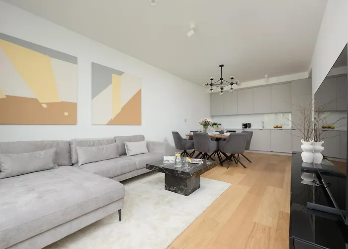 Luxurious And Modern Apartments In Warsaw City Center With Parking By Renters Prestige