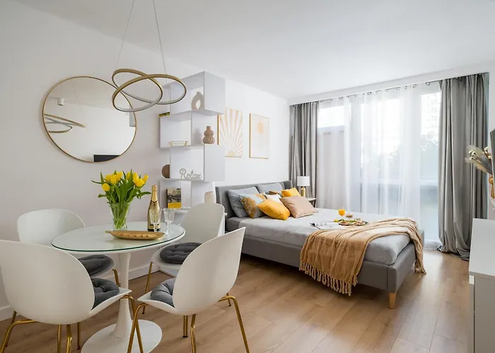 Gold Premium Central Suite 950 M To Central Station Parking