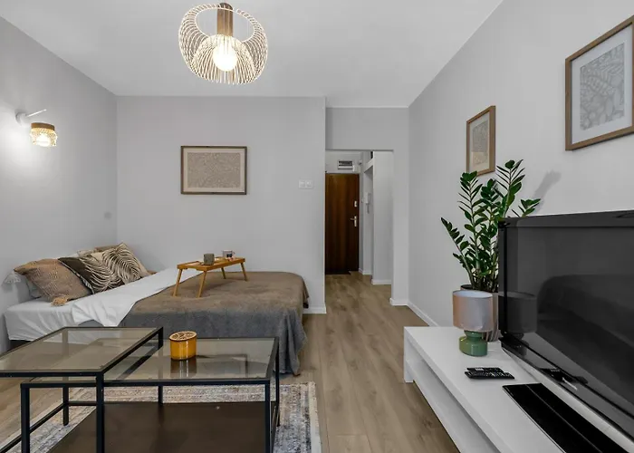Warsaw Central Studio - Balcony, Top Location - By Rentujemy