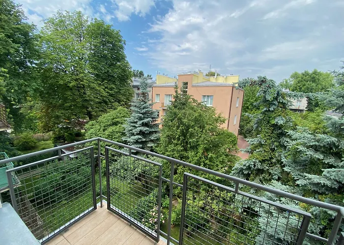 Chic Apartment In Vibrant Area - National Stadium - Saska Kepa