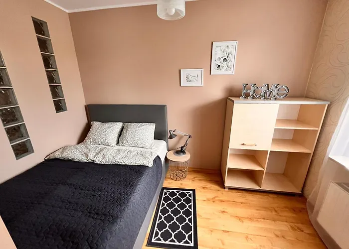 Apartament Roentgena 16 Przy Centrum Onkologii I Klinice Novum