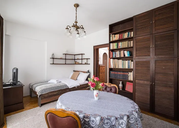 Plac Konstytucji Homely Studio