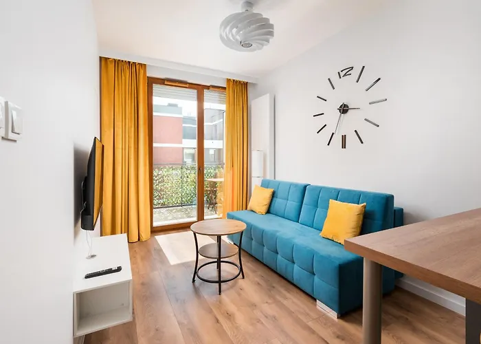 Wilanow Holzera Modern Apartment