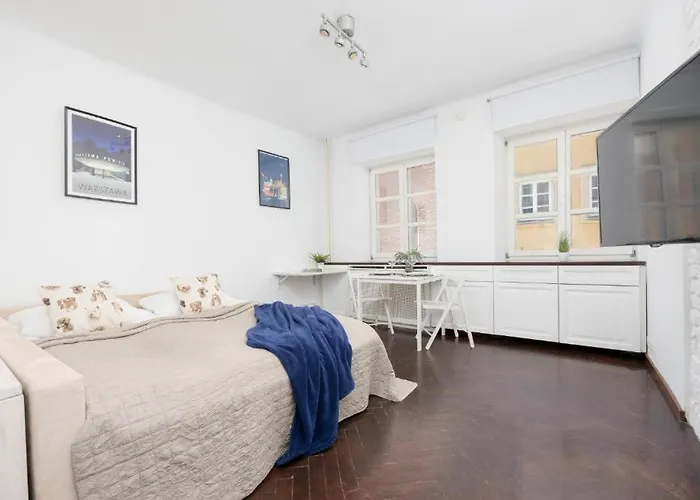 Cozy Old Town Apartment