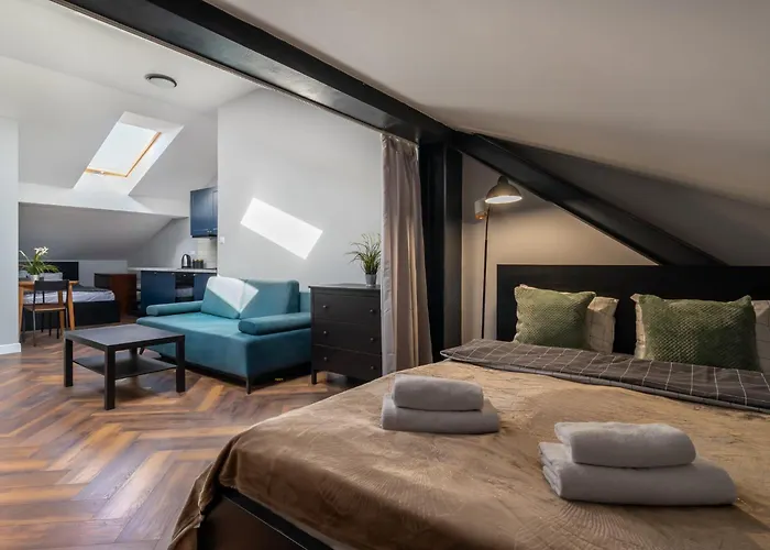 Close-Golden Apartments In Warsaw - Marcinkowskiego