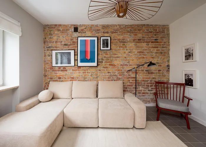 Metro Raclawicka Loft Apartment