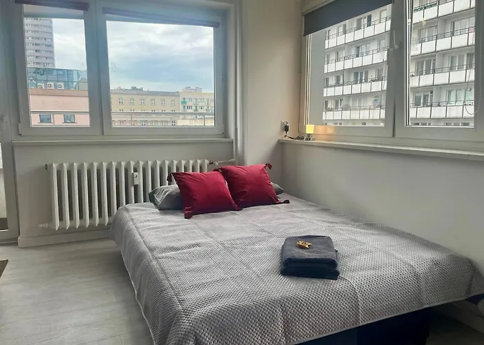 -- Warsaw Center Apartment --