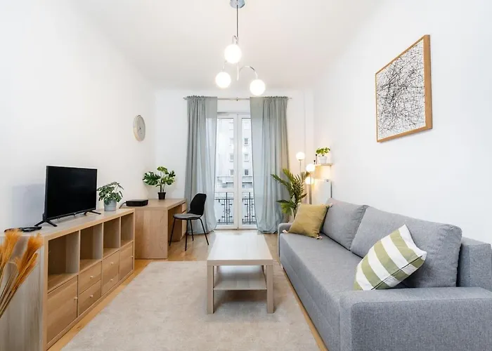 Coriander Apartment City Center