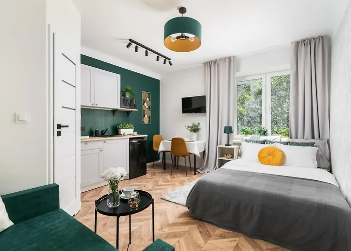 Walnut Delight Apartment B Old Town