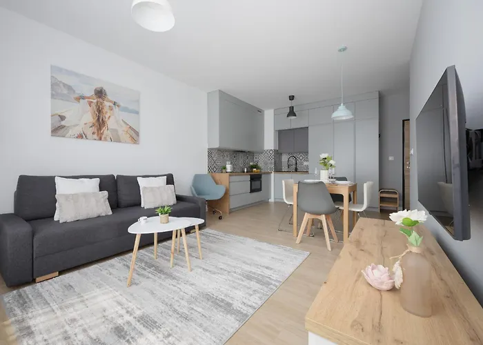 Metro Targowek One Bedroom Apartment For 4 With Furnished Balcony By Noclegi Renters