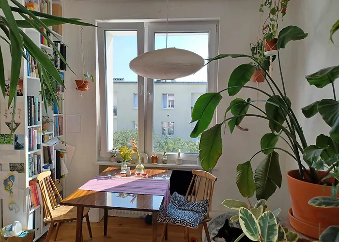 Wygodne Mieszkanie Na Mokotowie Blisko Metra - Comfortable Apartment Close To The Subway