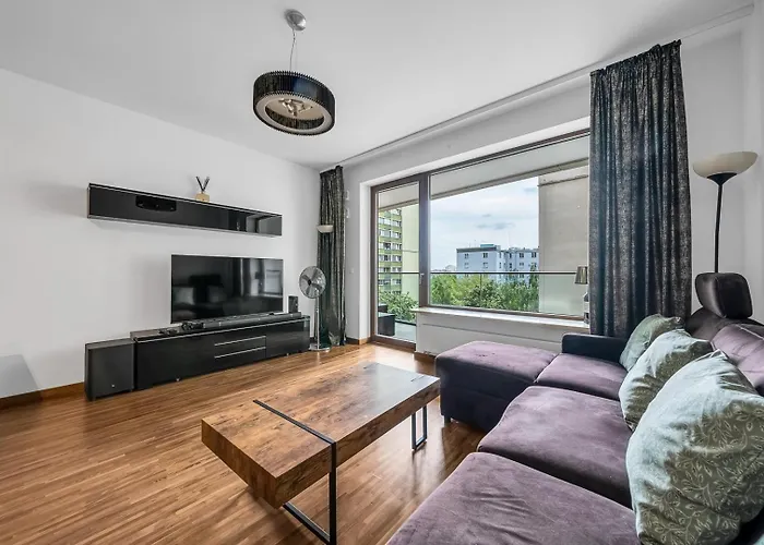 Warsaw Center Business Apt - Parking And Balcony - By Rentujemy