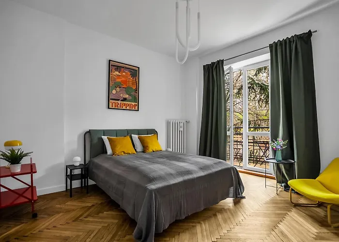 Warsaw Suite Near River - 58M2, Metro, Balcony