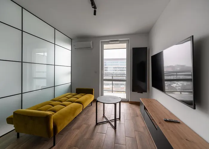 Nowy Komfortowy Apartament Warszawa Wiktoryn 6A, Tv Smart, 72\