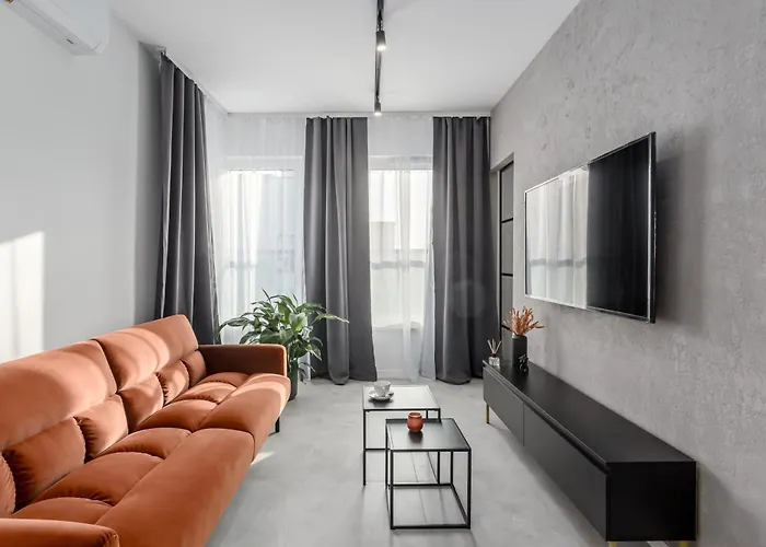 Modern & Luxurious Apartment With Private Jacuzzi