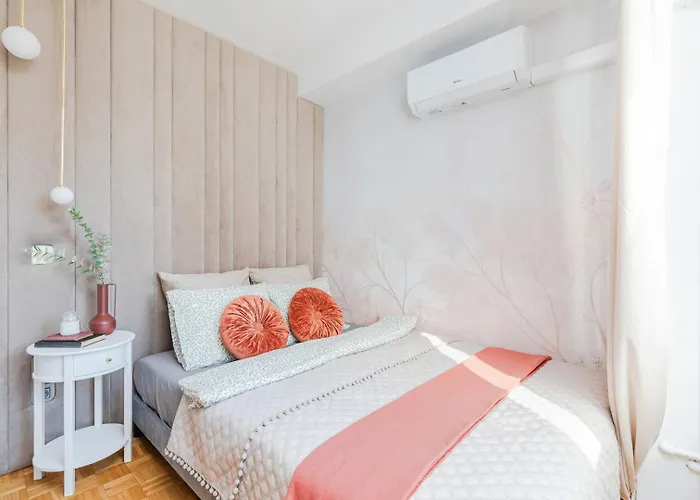 Art Apartment Inflancka 19 By Perfect Apart