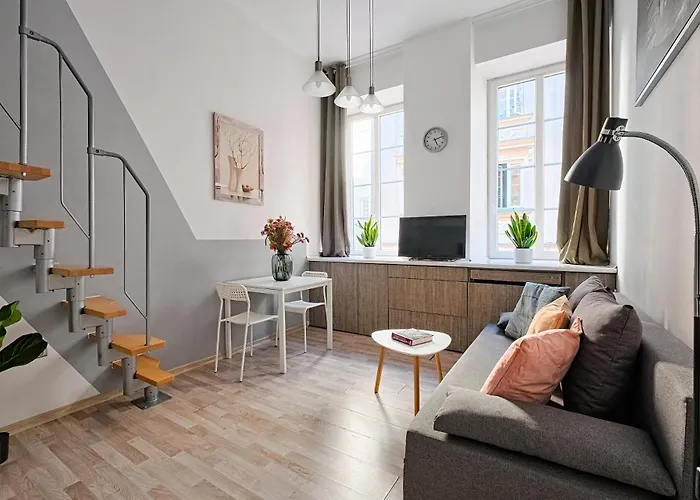Chic Apartment-Old Town-S9