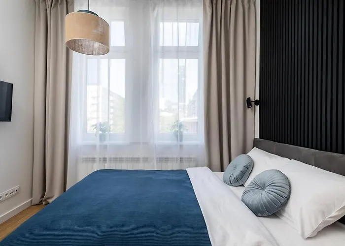 Fifty Studio City Center Sienna