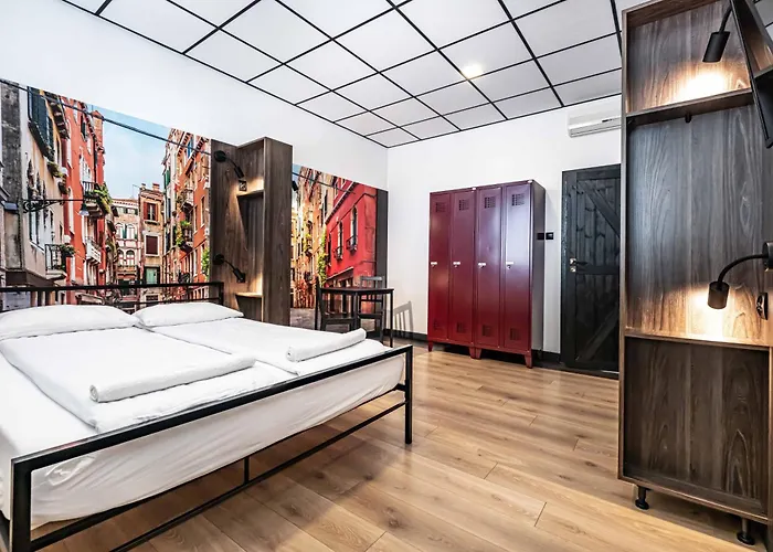 Vola Hostel