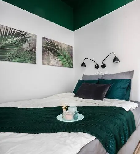 Close-Golden Apartments In Warsaw - Cozy And Stylish Studio - Zabkowska B