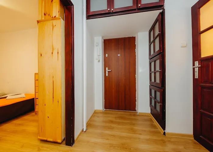Quiet Flat In The Old Town