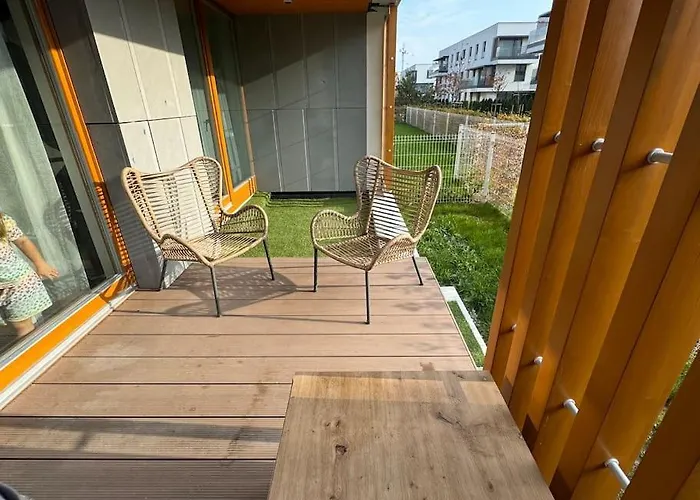 Modern Flat , Quiet Central Area Ideal For Family