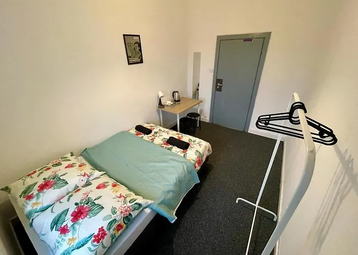 Fantastic Waw - Ch5 Room C209