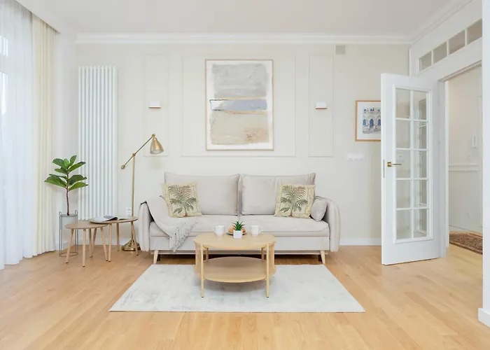 Beautiful Apartment Warsaw Parking By Renters Prestige
