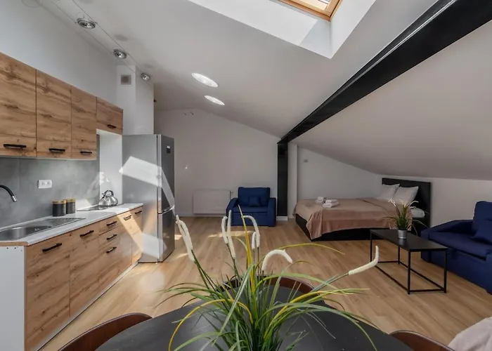 Urban Chic - Praga Polnoc - Warsaw Stays&Marcinkowskiego 5