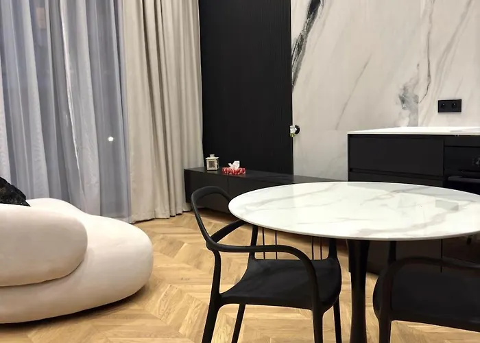 Impact Cozy Flat With Zen Gardenact