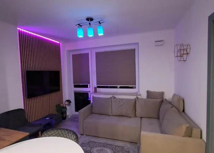 Warsaw Smart Apartment With Parking