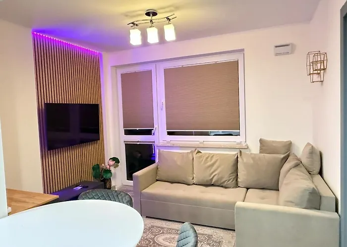 Warsaw Smart Apartment 2