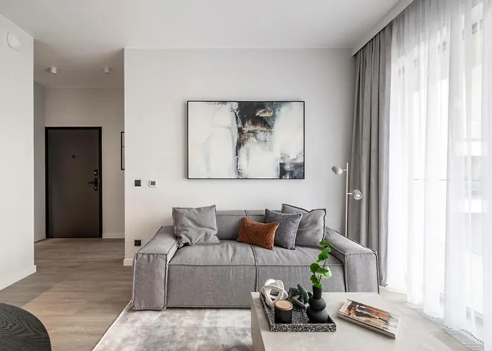 Chronos Apartamenty With Parking And Air Conditioning In Warsaw Wola By Renters Prestige