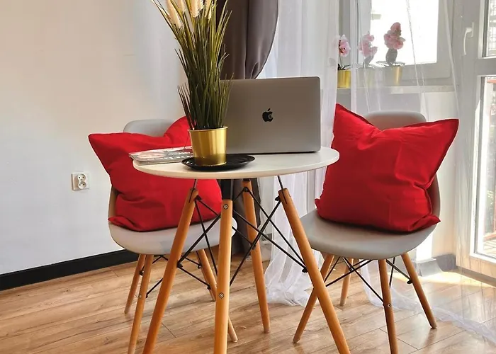 Best 1 Room Condo In Warszawa Center