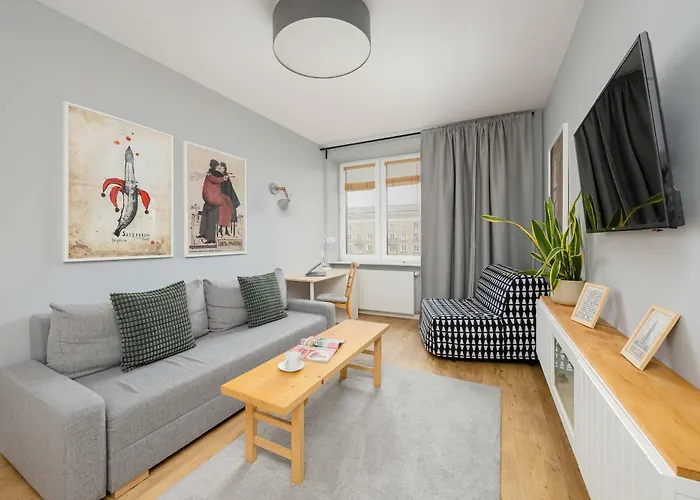 Ogrodowa Cozy Apartment Near Mirowska Hall Warsaw\'S Wola By Noclegi Renters