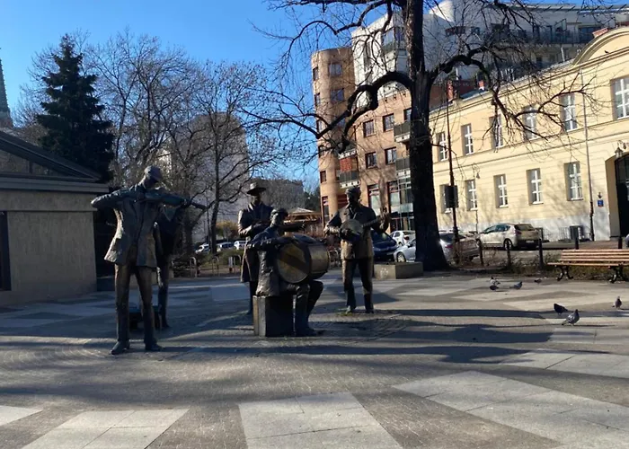 Komfortowy Apartament Na Florianskiej, Park Praski, Dw Wilenski,W Odleglosci Spaceru Od Starego Miasta, Milo Widziec Gosci Ze Zwierzetami