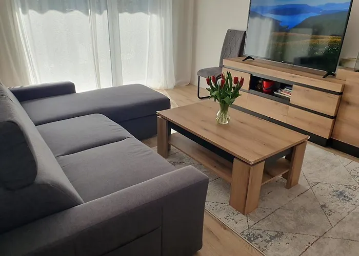 Spacious, Modern, New Flat In A Vibrant Area And Quick Access To The City Center
