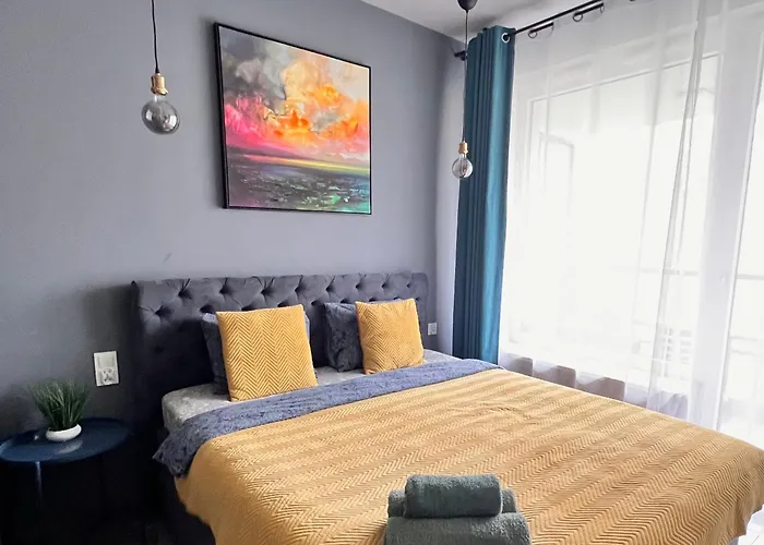 Stylowe Studio, Metro Slodowiec, Free Parking, Remote-Ready