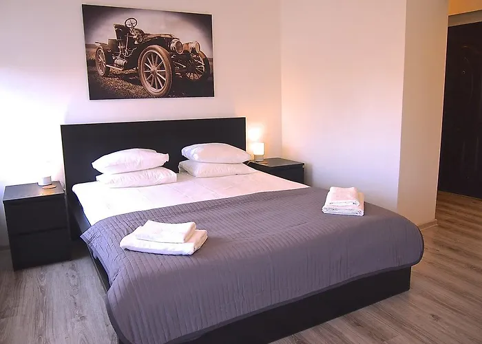 Royal Way Snug - Old Town