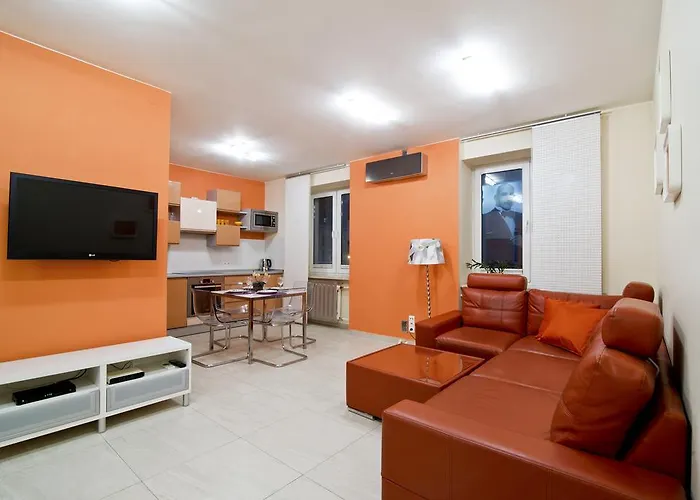 Goodnight Warsaw Apartments Aleja Jana Pawla II 35